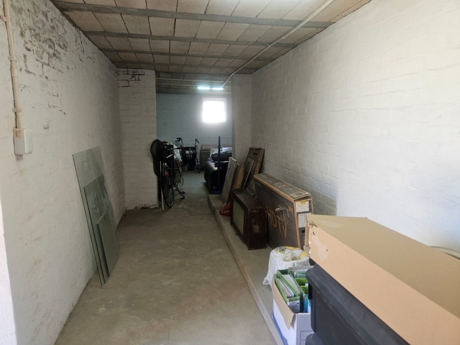 3 Bedroom Property for Sale in Stilbaai Wes Western Cape